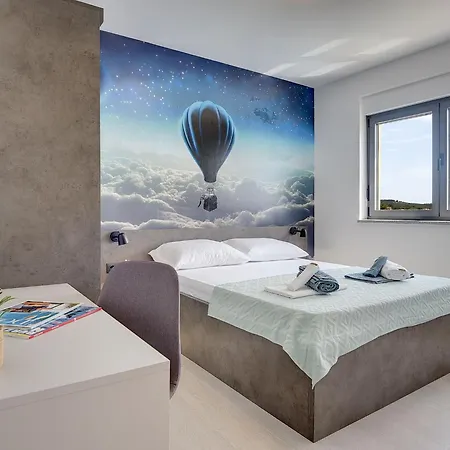 Beautiful With Private Swimming Pool Villa